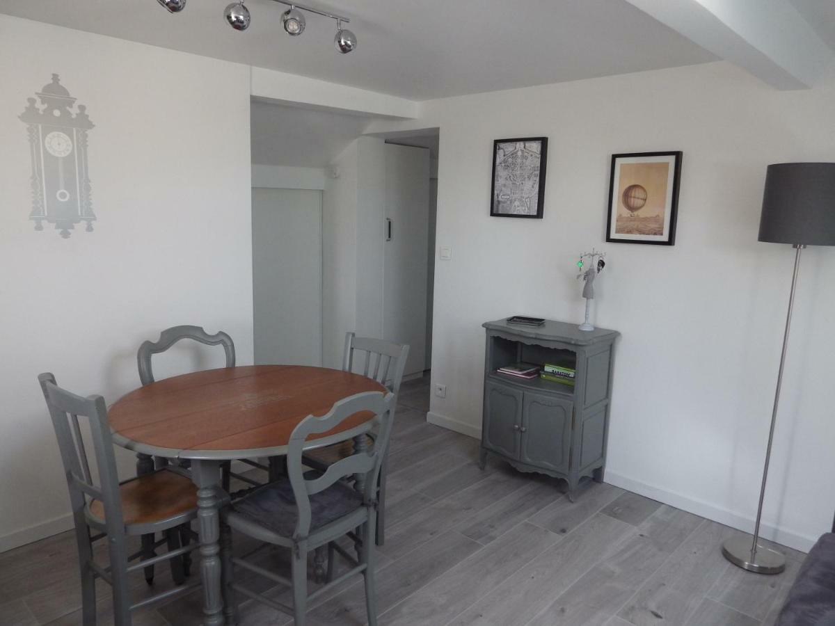 Les Tournelles Apartment Versailles Exterior photo